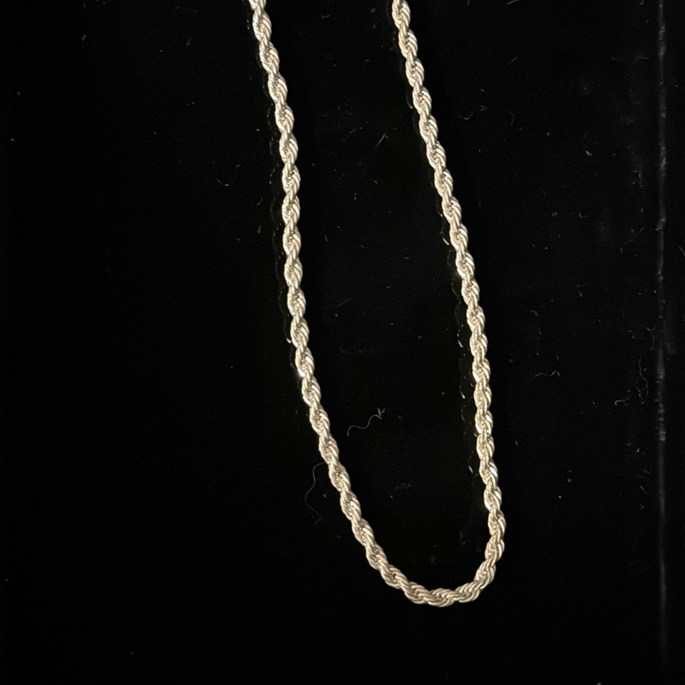 Elegant Silver rope Chain Necklace 18”